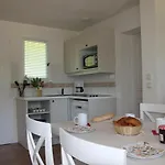 Goelia Le Domaine De La Pinede Hotel apartamentowy 3*